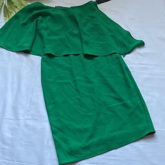 ⭐️NWT occasion by dex ruffled asymmetrical sheath dress⭐️ - Picture 4 of 8